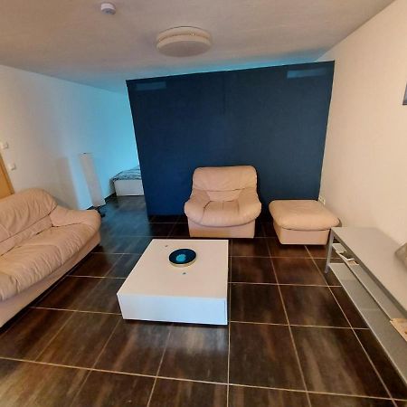 Lovely Appartment With Private Patio And Private Entrance In Luxembourg 60M2 Saeul Exteriör bild