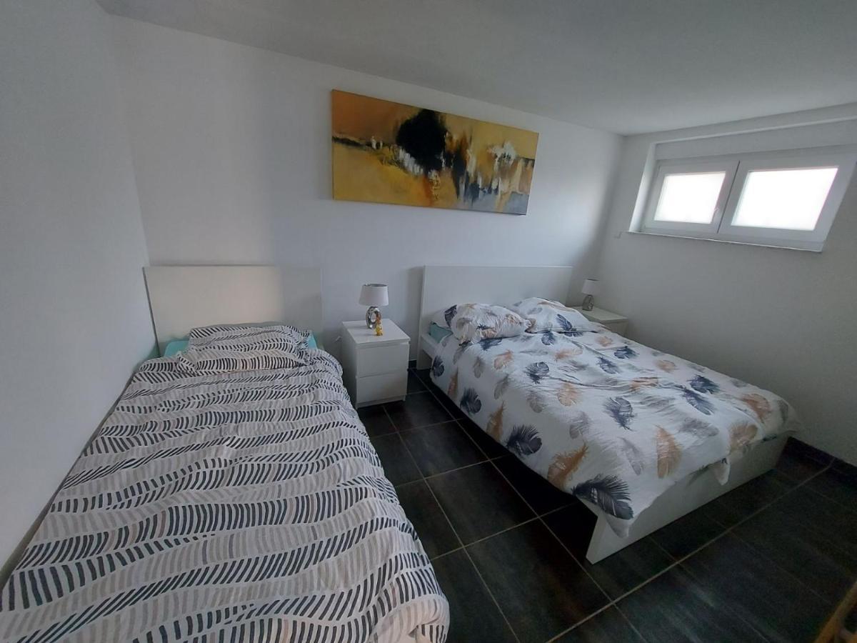 Lovely Appartment With Private Patio And Private Entrance In Luxembourg 60M2 Saeul Exteriör bild